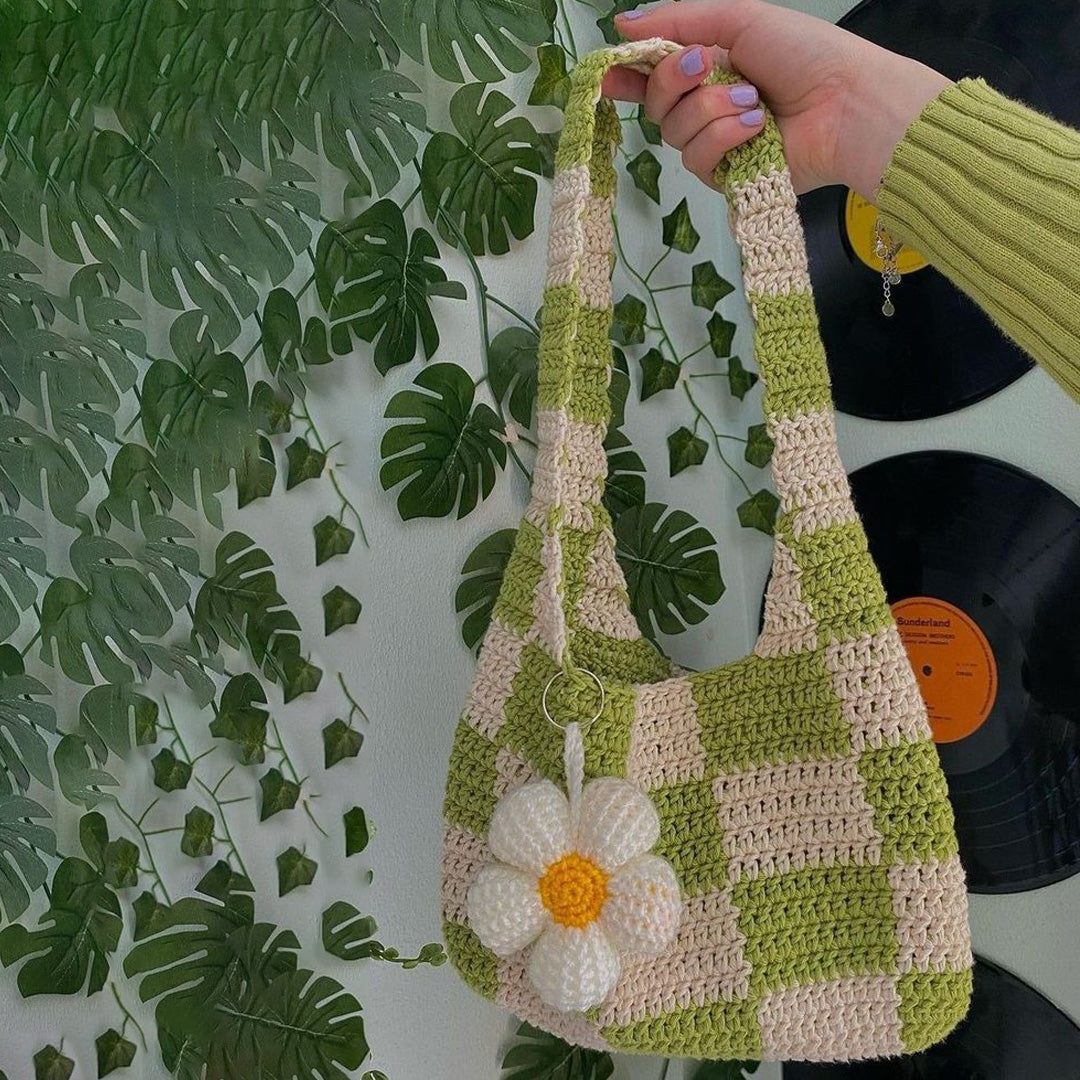 Hand Crocheted Green and White Tote Bag with Daisy